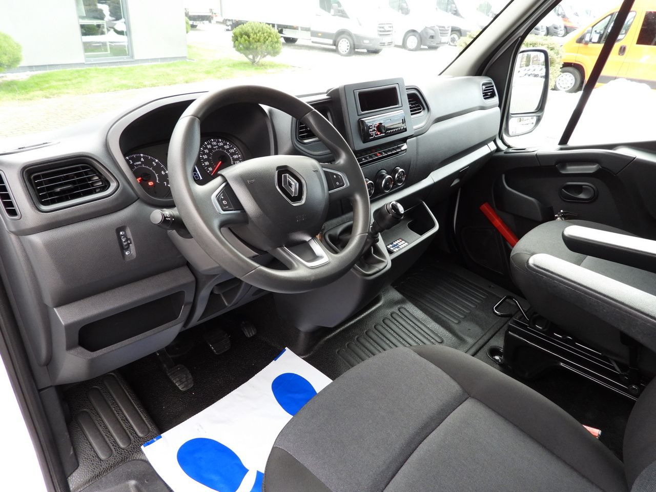 RENAULT MASTER TIPPER DOUBLE CABIN DOKA 6 SEATS CRUISE CONTROL LED LIGHTS TWIN WHEELS AIR CONDITIONING 145HP - قلاب صغير: صورة 2 RENAULT MASTER TIPPER DOUBLE CABIN DOKA 6 SEATS CRUISE CONTROL LED LIGHTS TWIN WHEELS AIR CONDITIONING 145HP - قلاب صغير: صورة 2