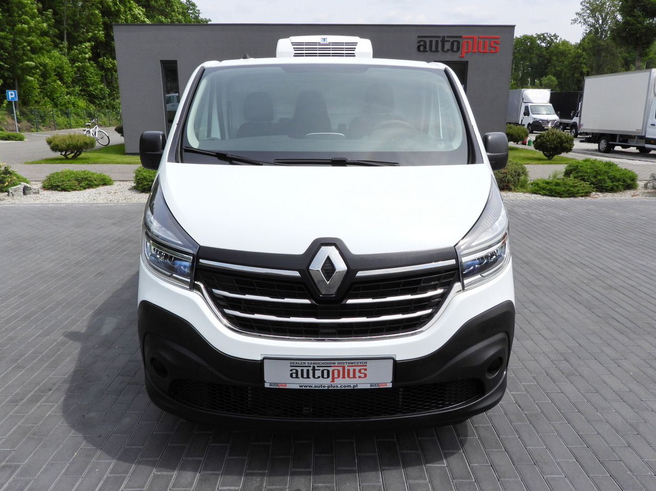 RENAULT TRAFIC REFRIGERATOR VAN 0*C CRUISE CONTROL LED LIGHTS AIR CONDITIONING 120HP - شاحنة توصيل مبردة: صورة 5 RENAULT TRAFIC REFRIGERATOR VAN 0*C CRUISE CONTROL LED LIGHTS AIR CONDITIONING 120HP - شاحنة توصيل مبردة: صورة 5