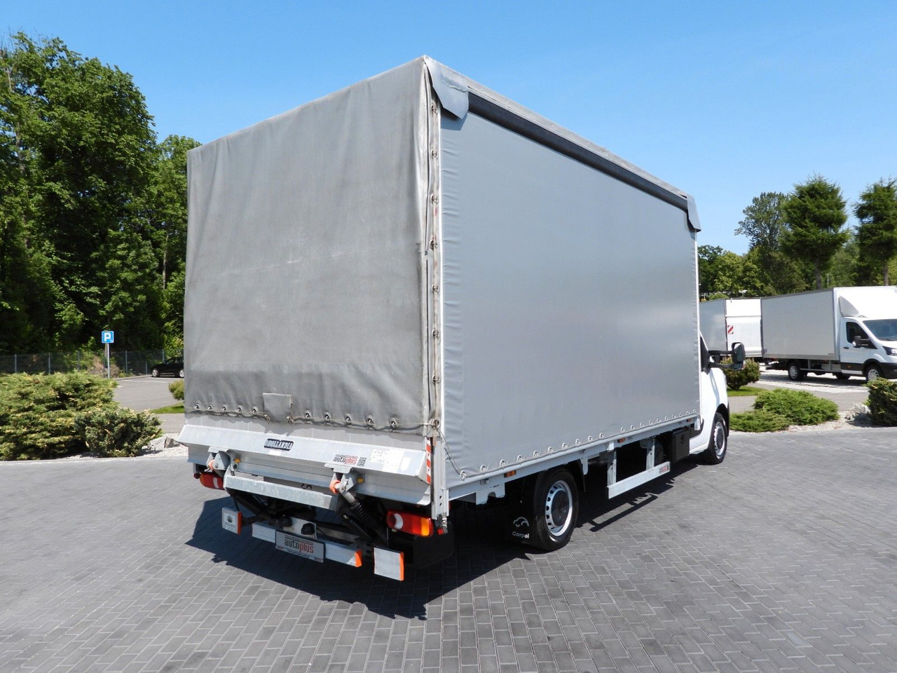 Renault MASTER PRITSCHE PLANE AUFZUG 10 PALETTEN WEBAST - شاحنة مغلقة بستائر جانبية: صورة 3 Renault MASTER PRITSCHE PLANE AUFZUG 10 PALETTEN WEBAST - شاحنة مغلقة بستائر جانبية: صورة 3