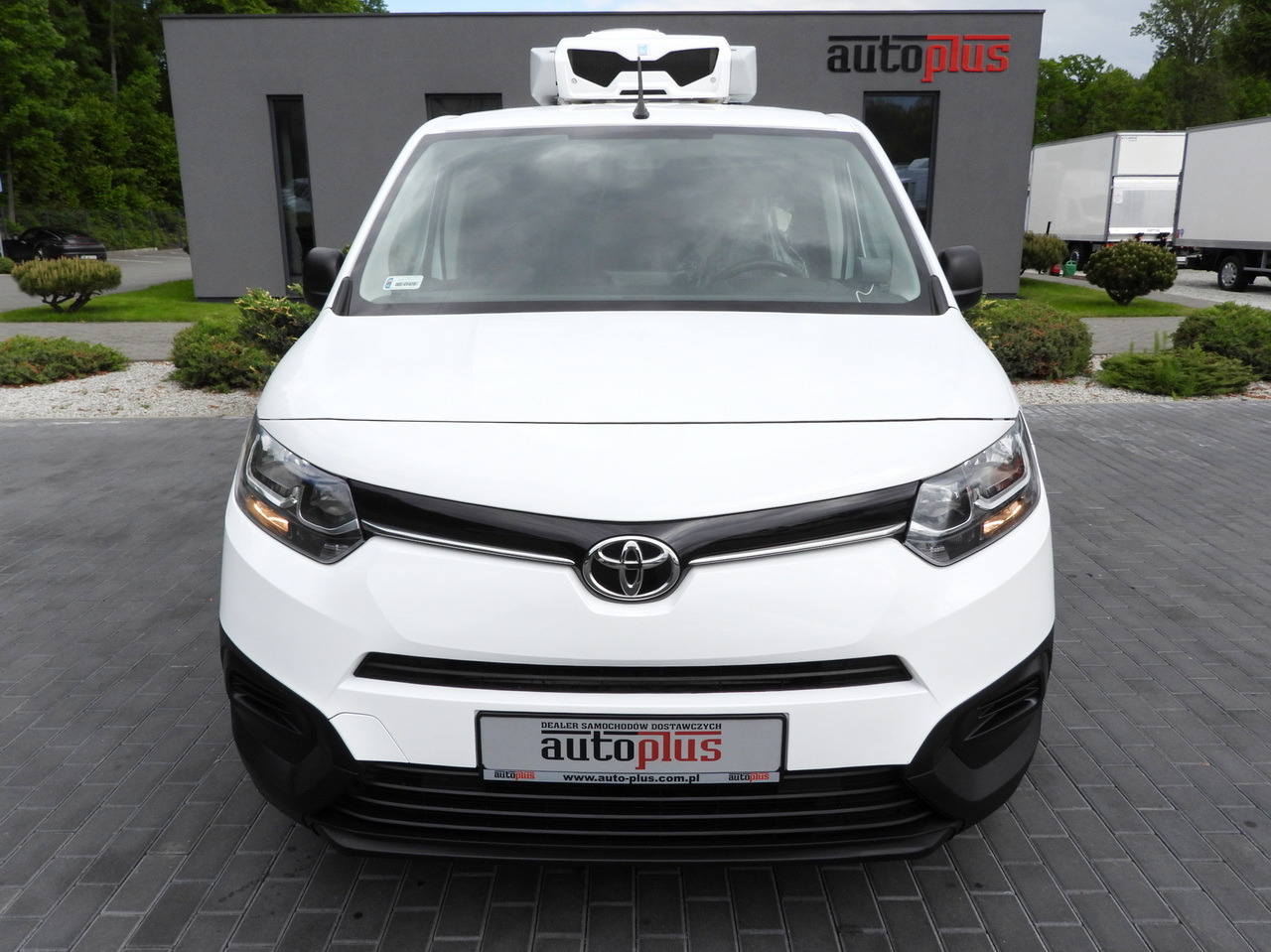 TOYOTA PROACE CITY REFRIGERATOR VAN -15*C POWER SUPPLY 230V CRUISE CONTROL AIR CONDITIONING 100HP - شاحنة توصيل مبردة: صورة 5 TOYOTA PROACE CITY REFRIGERATOR VAN -15*C POWER SUPPLY 230V CRUISE CONTROL AIR CONDITIONING 100HP - شاحنة توصيل مبردة: صورة 5