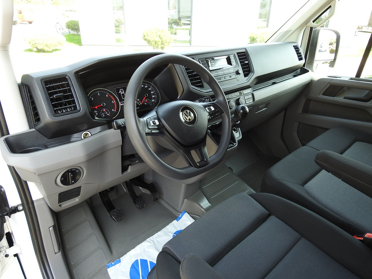 VOLKSWAGEN CRAFTER TARPAULIN 10 PALLETS WEBASTO CRUISE CONTROL AIR CONDITIONING LED LIGHTS 180HP - شاحنة مغلقة بستائر جانبية: صورة 2 VOLKSWAGEN CRAFTER TARPAULIN 10 PALLETS WEBASTO CRUISE CONTROL AIR CONDITIONING LED LIGHTS 180HP - شاحنة مغلقة بستائر جانبية: صورة 2