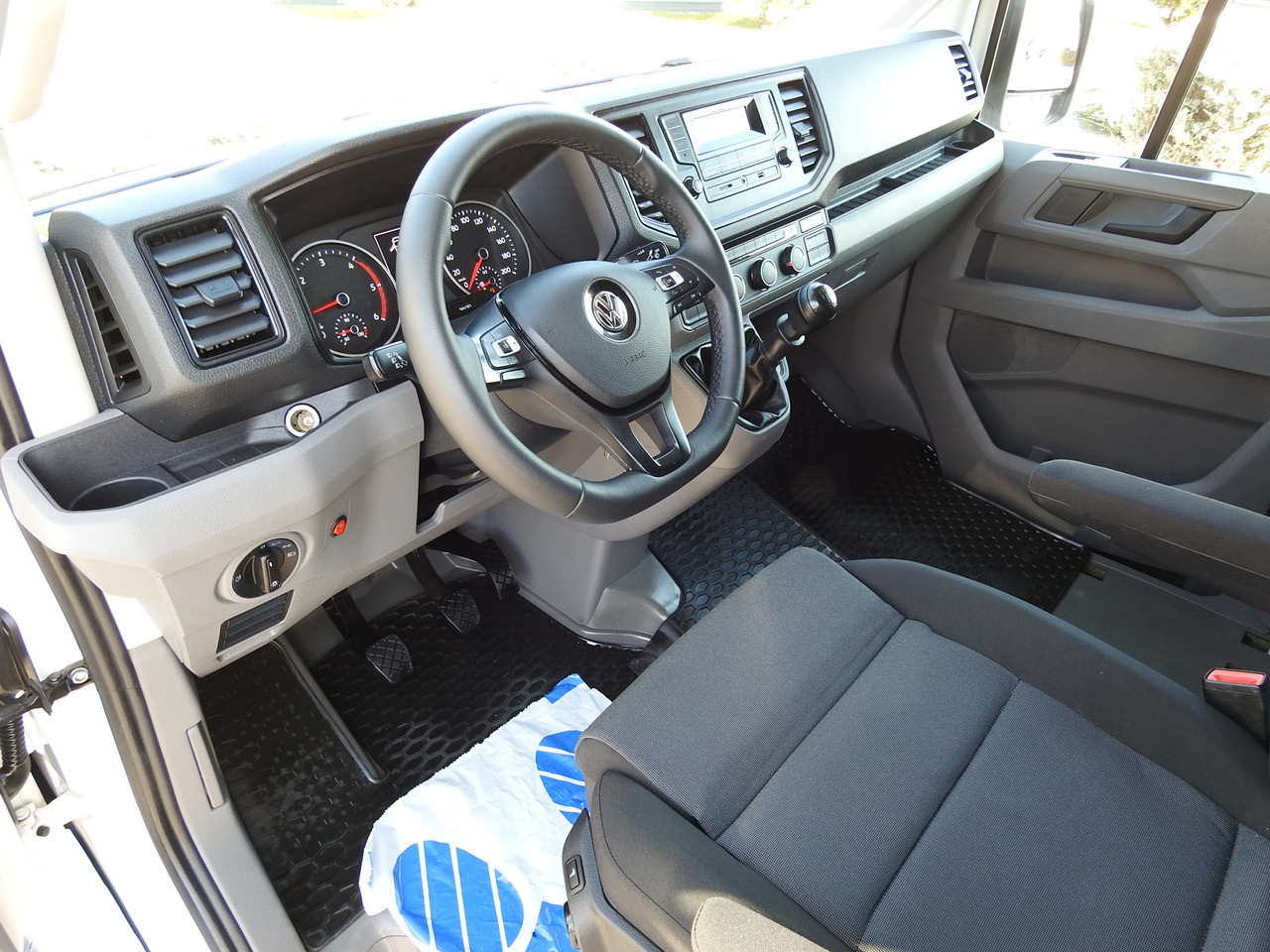 VOLKSWAGEN CRAFTER TARPAULIN 10 PALLETS WEBASTO CRUISE CONTROL AIR CONDITIONING LED LIGHTS PNEUMATICS  180HP - شاحنة مغلقة بستائر جانبية: صورة 2 VOLKSWAGEN CRAFTER TARPAULIN 10 PALLETS WEBASTO CRUISE CONTROL AIR CONDITIONING LED LIGHTS PNEUMATICS  180HP - شاحنة مغلقة بستائر جانبية: صورة 2
