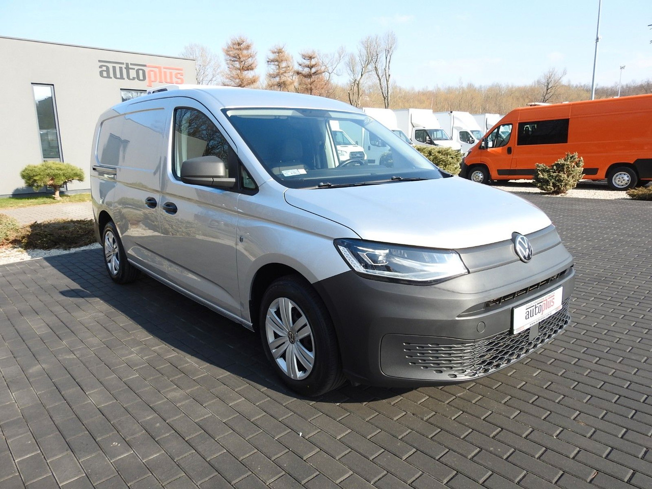 Volkswagen CADDY KÜHLKASTENWAGEN -20*C HEIZFUNKTION A/C - شاحنة توصيل مبردة: صورة 4 Volkswagen CADDY KÜHLKASTENWAGEN -20*C HEIZFUNKTION A/C - شاحنة توصيل مبردة: صورة 4