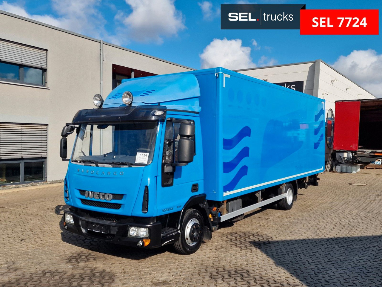 Iveco Eurocargo 100E22 / Ladebordwand / 3 Sitzen - شاحنة صندوقية: صورة 1 Iveco Eurocargo 100E22 / Ladebordwand / 3 Sitzen - شاحنة صندوقية: صورة 1