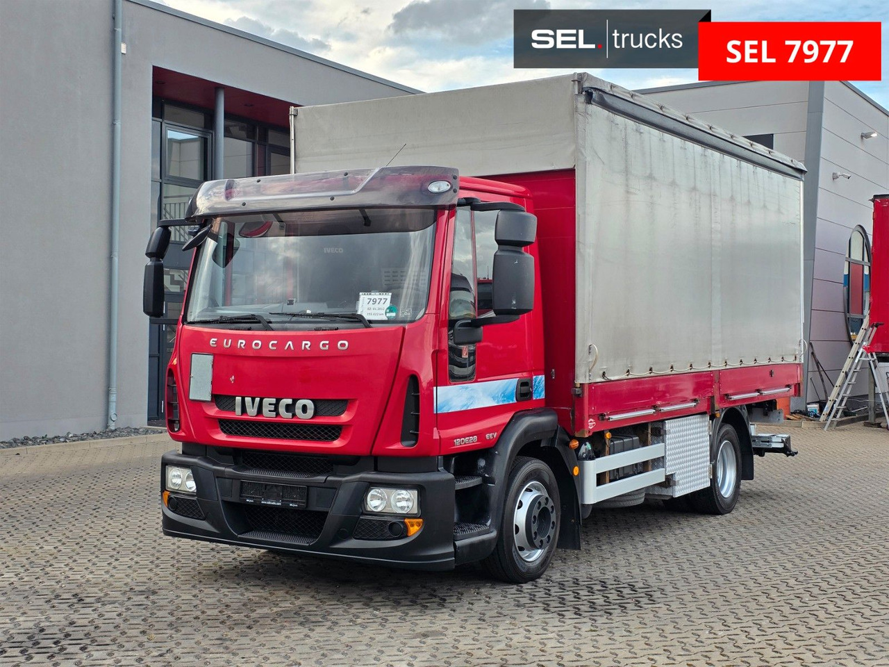 Iveco Eurocargo 120E28 / Ladebordwand / Aluklappen - شاحنة ذات ستائر جانبية: صورة 1 Iveco Eurocargo 120E28 / Ladebordwand / Aluklappen - شاحنة ذات ستائر جانبية: صورة 1