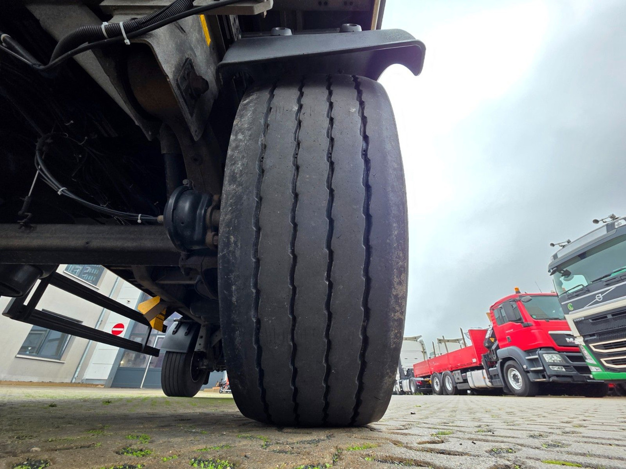 شاحنة مشروبات Iveco Stralis 460 / Ldbw / Lenkachse / Liftachse: صورة 42