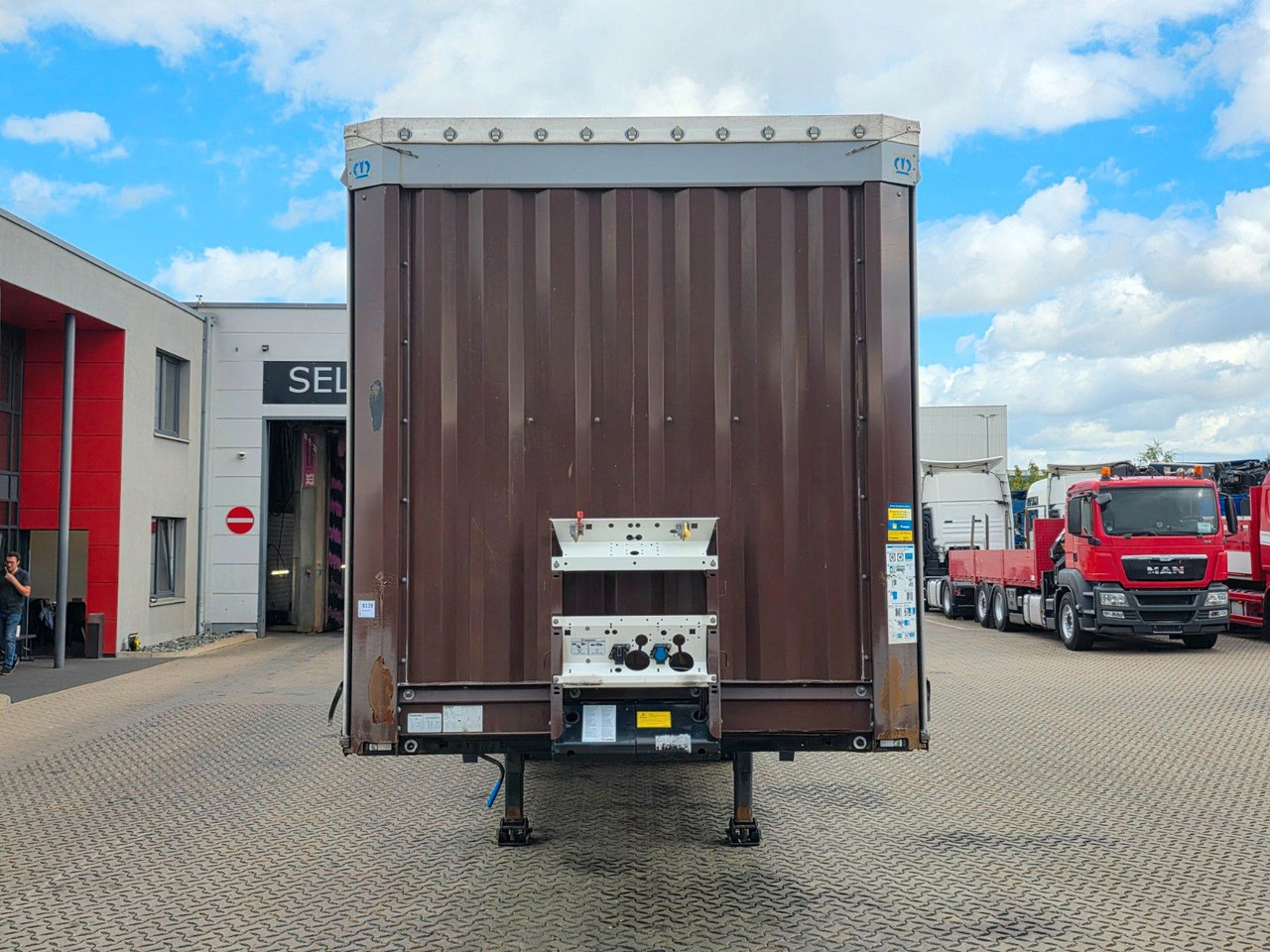 Krone SD / 2 Liftachsen - نصف مقطورة بستائر جانبية: صورة 4 Krone SD / 2 Liftachsen - نصف مقطورة بستائر جانبية: صورة 4