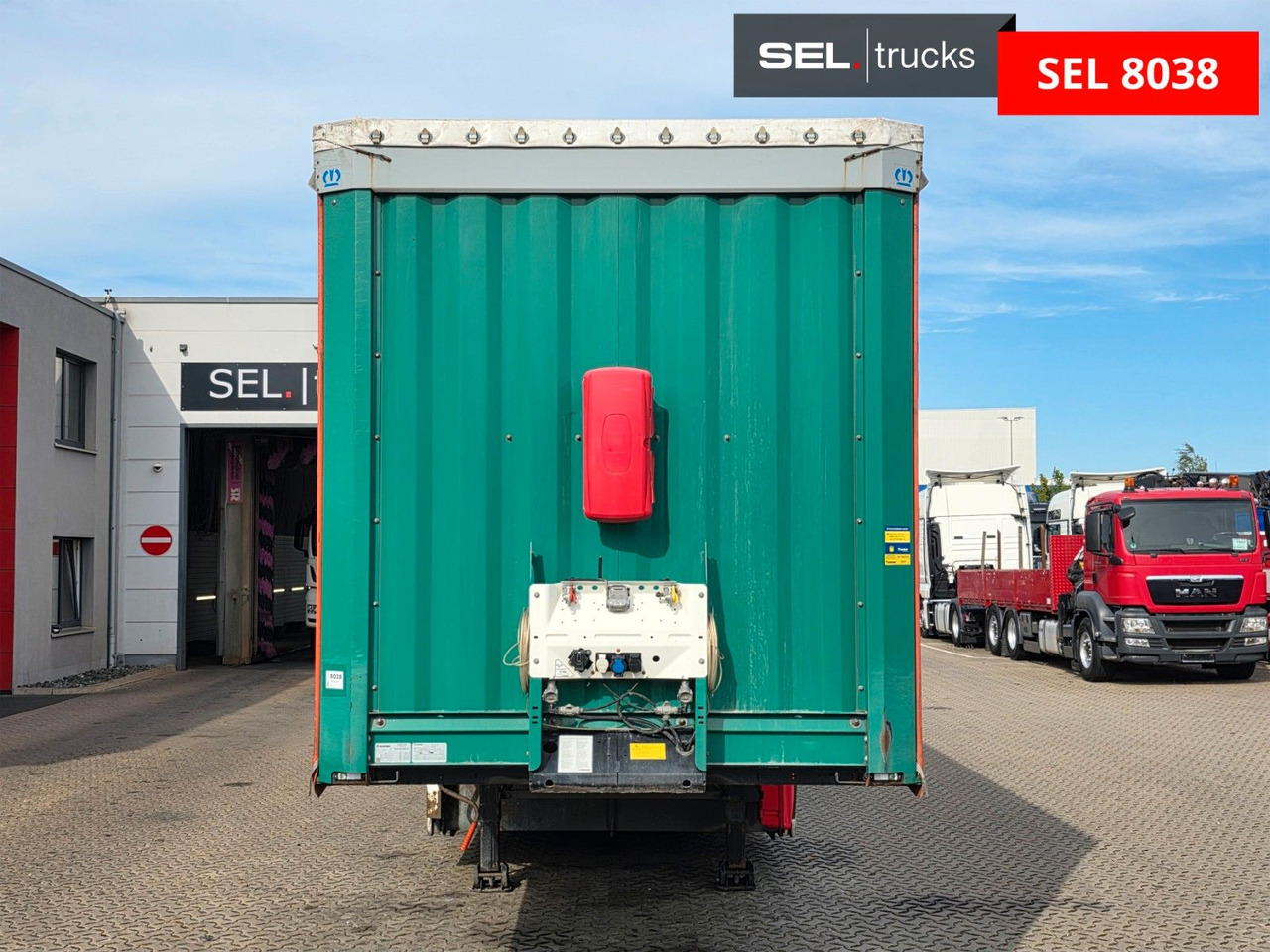 Krone SD / Palettenkasten / Liftachse - نصف مقطورة بستائر جانبية: صورة 2 Krone SD / Palettenkasten / Liftachse - نصف مقطورة بستائر جانبية: صورة 2