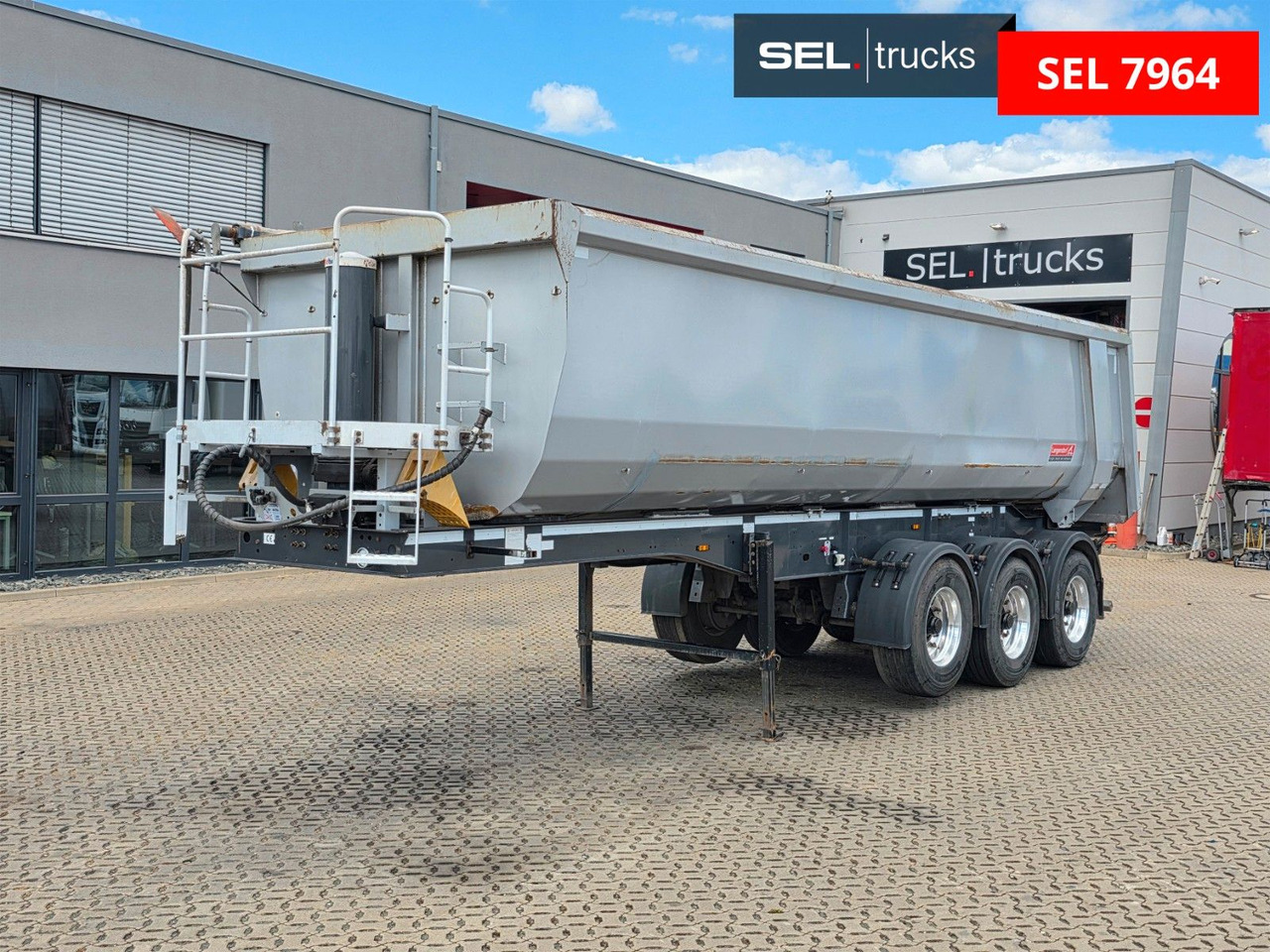 Langendorf SKS-HS 24/30 / Alu-Felgen / Liftachse - نصف مقطورة قلابة: صورة 1 Langendorf SKS-HS 24/30 / Alu-Felgen / Liftachse - نصف مقطورة قلابة: صورة 1