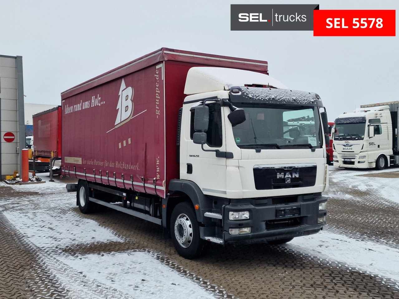 MAN TGM 18.250 4X2 LL / Staplerhalterung - شاحنة ذات ستائر جانبية: صورة 3 MAN TGM 18.250 4X2 LL / Staplerhalterung - شاحنة ذات ستائر جانبية: صورة 3