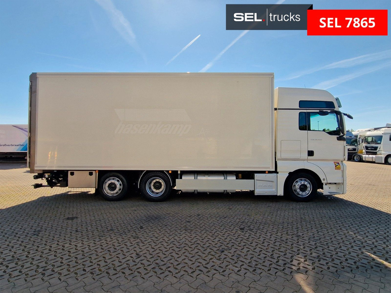 MAN TGX 24.400 6X2-2 LL-U / Intarder / Ldbw / Konvek - شاحنة صندوقية: صورة 4 MAN TGX 24.400 6X2-2 LL-U / Intarder / Ldbw / Konvek - شاحنة صندوقية: صورة 4