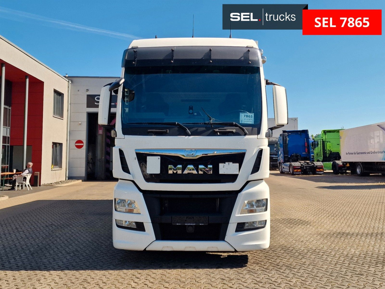 MAN TGX 24.400 6X2-2 LL-U / Intarder / Ldbw / Konvek - شاحنة صندوقية: صورة 2 MAN TGX 24.400 6X2-2 LL-U / Intarder / Ldbw / Konvek - شاحنة صندوقية: صورة 2