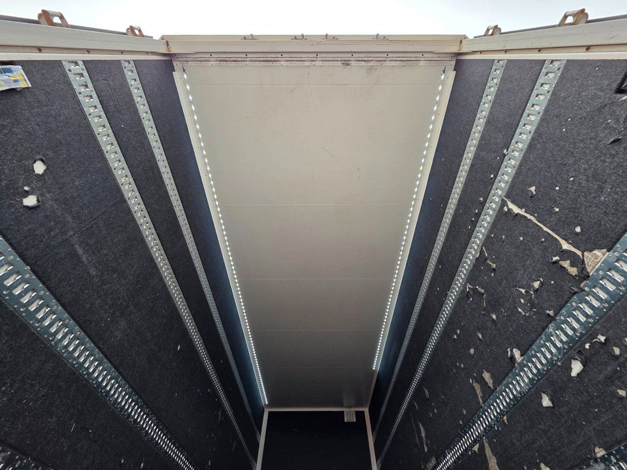 ناقلة حاويات/ شاحنة حاويات Mercedes-Benz Actros 2542 / Standklima / Ldbw / Lenkachse: صورة 12 ناقلة حاويات/ شاحنة حاويات Mercedes-Benz Actros 2542 / Standklima / Ldbw / Lenkachse: صورة 12