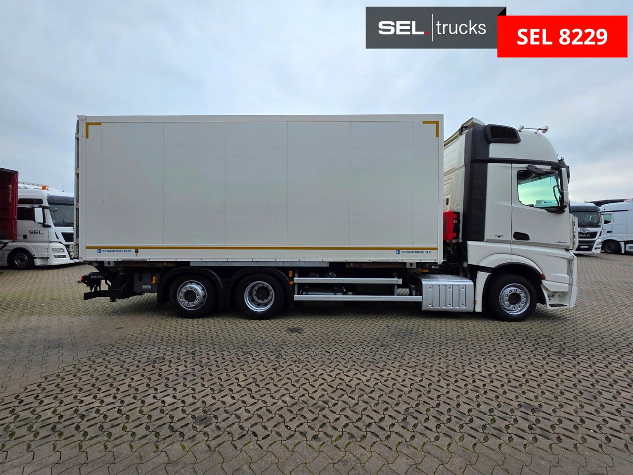 Mercedes-Benz Actros 2542 / Standklima / Ldbw / Lenkachse - ناقلة حاويات/ شاحنة حاويات: صورة 4 Mercedes-Benz Actros 2542 / Standklima / Ldbw / Lenkachse - ناقلة حاويات/ شاحنة حاويات: صورة 4