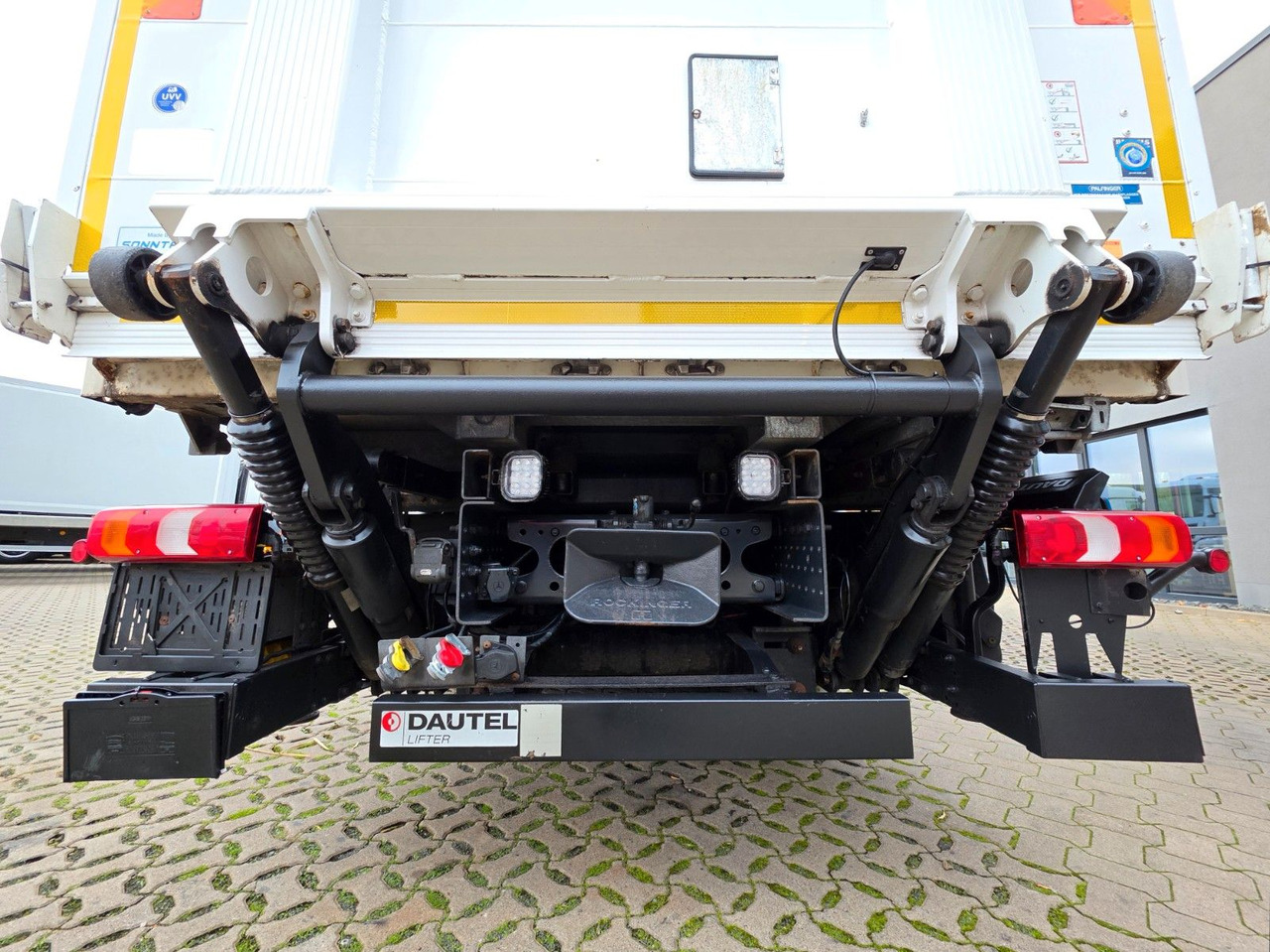 ناقلة حاويات/ شاحنة حاويات Mercedes-Benz Actros 2542 / Standklima / Ldbw / Lenkachse: صورة 20 ناقلة حاويات/ شاحنة حاويات Mercedes-Benz Actros 2542 / Standklima / Ldbw / Lenkachse: صورة 20