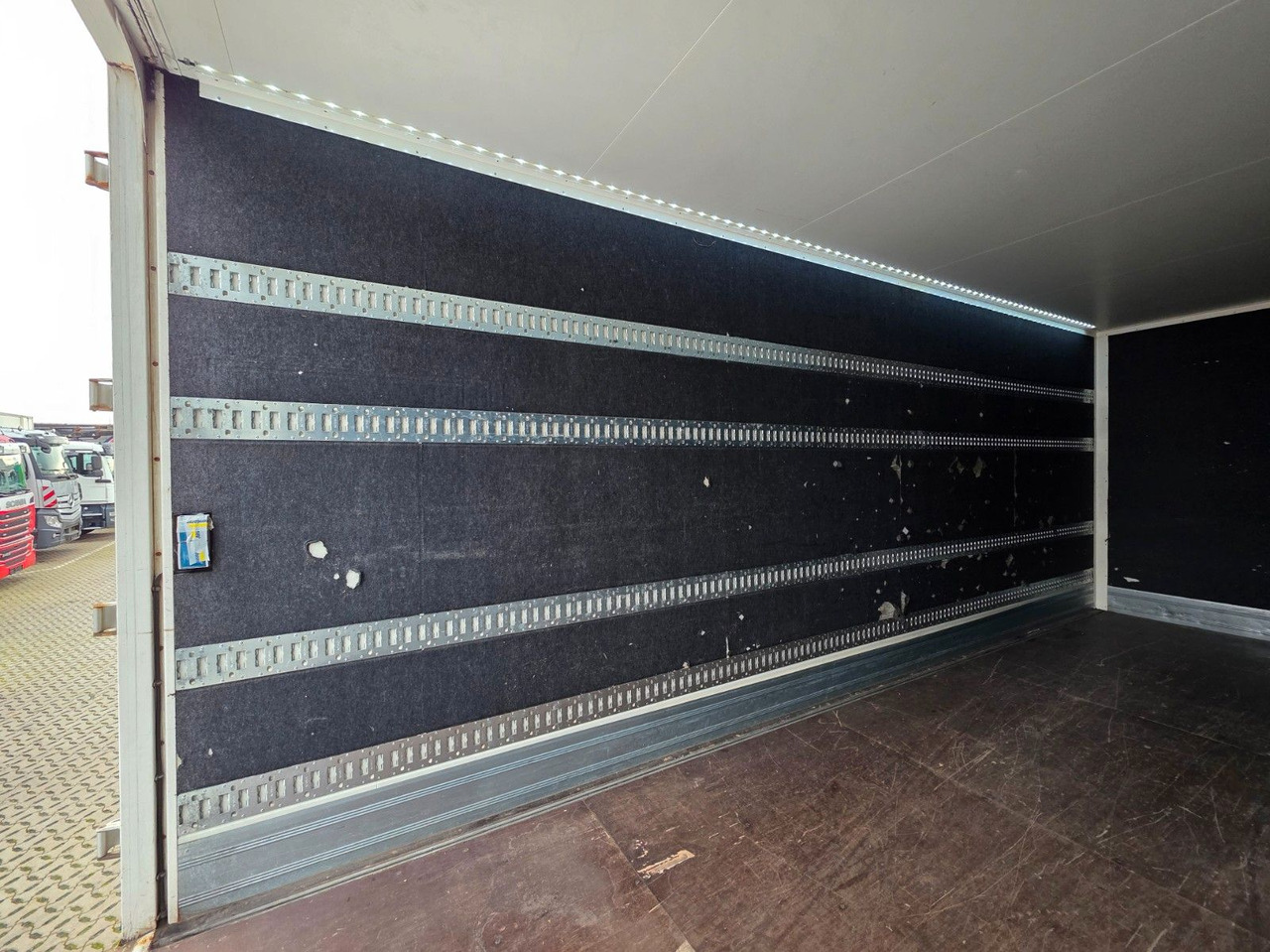 ناقلة حاويات/ شاحنة حاويات Mercedes-Benz Actros 2542 / Standklima / Ldbw / Lenkachse: صورة 14 ناقلة حاويات/ شاحنة حاويات Mercedes-Benz Actros 2542 / Standklima / Ldbw / Lenkachse: صورة 14