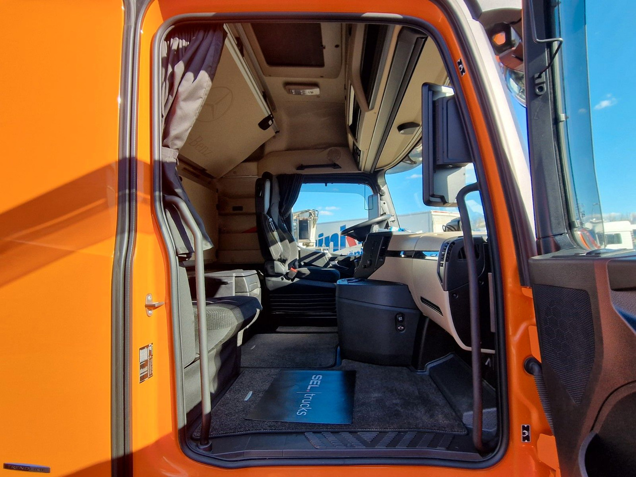 شاحنة ذات ستائر جانبية Mercedes-Benz Actros 2548 / Retarder / Aluklappen / 6E: صورة 18