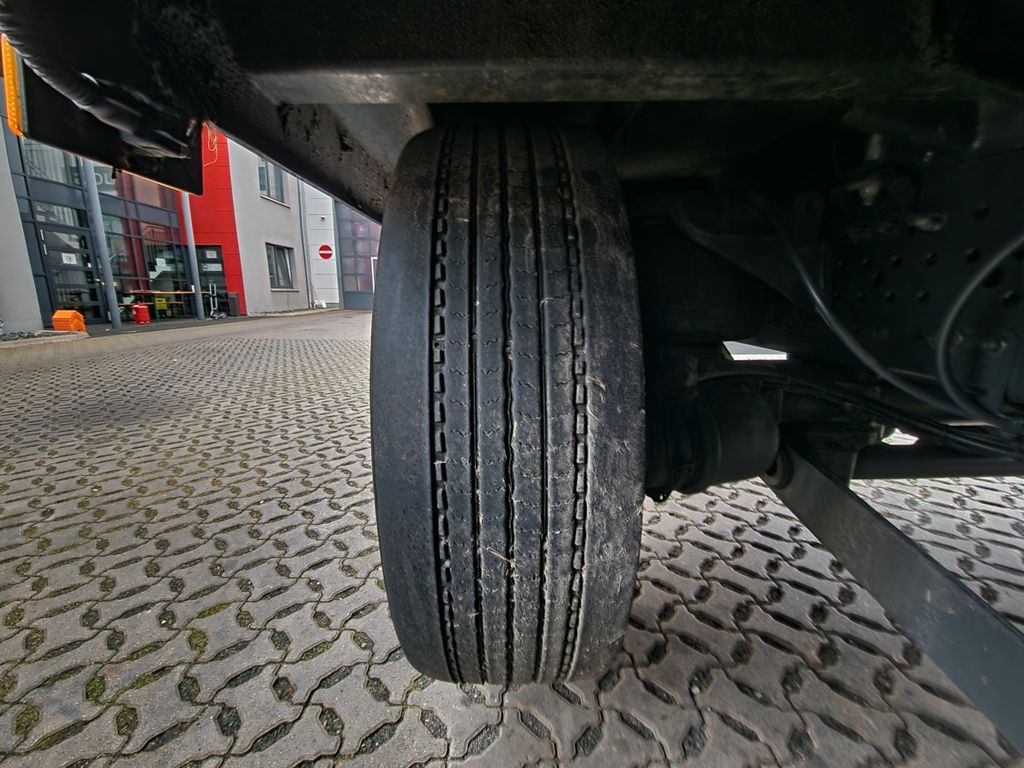 شاحنة ذات ستائر جانبية Mercedes-Benz Actros 2548 / Retarder Mercedes-Benz Actros 2548 / Retarder: صورة 26