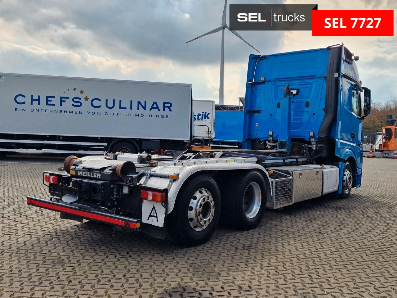 Mercedes-Benz Actros 2551 / Retarder / Standklima / Xenon - شاحنة برافعة خطافية: صورة 5 Mercedes-Benz Actros 2551 / Retarder / Standklima / Xenon - شاحنة برافعة خطافية: صورة 5