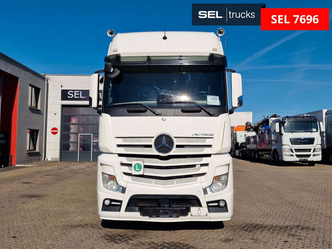 Mercedes-Benz Actros 2643 / Retarder / Ldbw / Lenkachse / - شاحنة صندوقية: صورة 2 Mercedes-Benz Actros 2643 / Retarder / Ldbw / Lenkachse / - شاحنة صندوقية: صورة 2