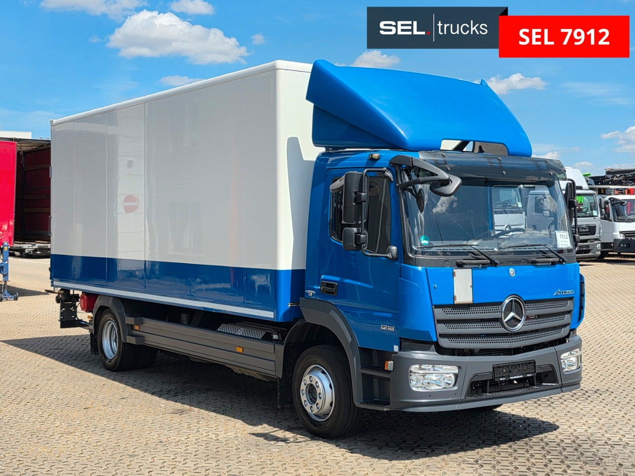 Mercedes-Benz Atego 1218 / Ladebordwand - شاحنة صندوقية: صورة 3 Mercedes-Benz Atego 1218 / Ladebordwand - شاحنة صندوقية: صورة 3