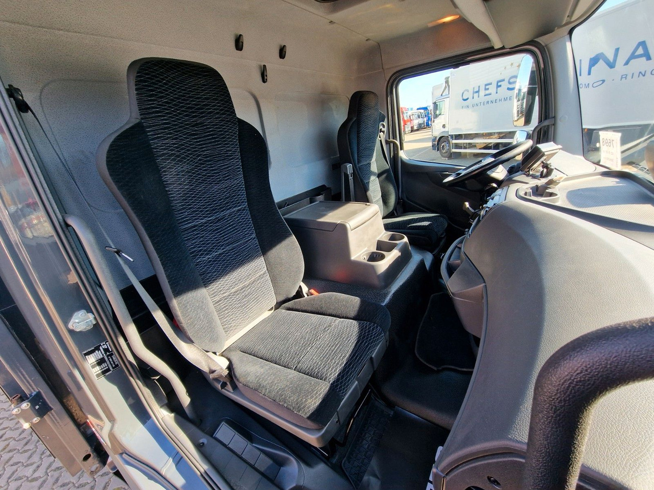 شاحنة ذات ستائر جانبية Mercedes-Benz Atego 1221 / Ladebordwand: صورة 20
