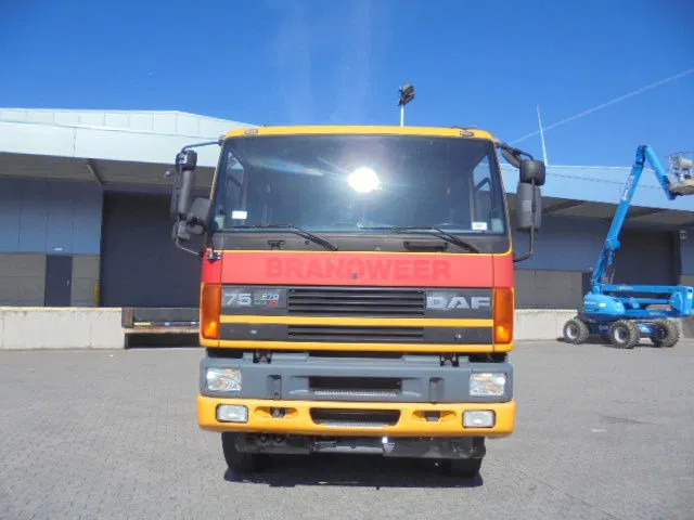 DAF 75.270 ATI 4X4 NL TRUCK - شاحنة حريق: صورة 2 DAF 75.270 ATI 4X4 NL TRUCK - شاحنة حريق: صورة 2