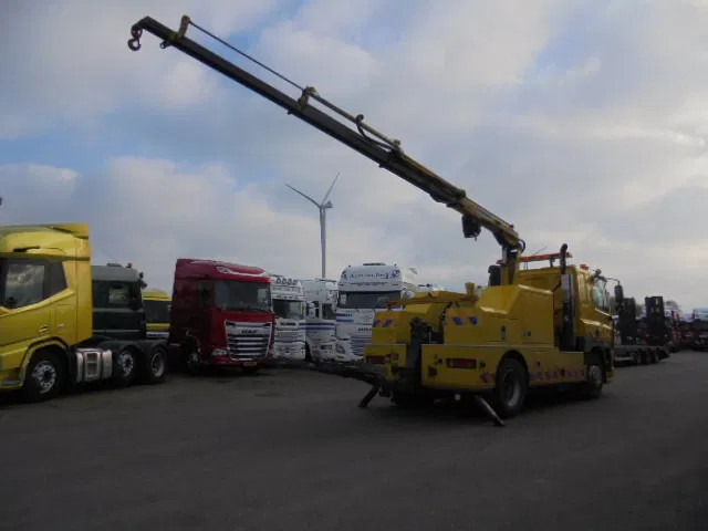 DAF CF 85 360 NL TRUCK - شاحنة سحب: صورة 4 DAF CF 85 360 NL TRUCK - شاحنة سحب: صورة 4
