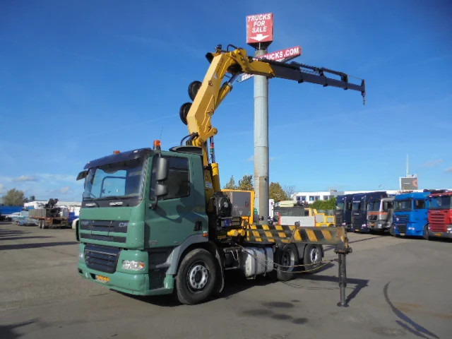 DAF CF 85.410 FTN - مقطورة السحب: صورة 1 DAF CF 85.410 FTN - مقطورة السحب: صورة 1