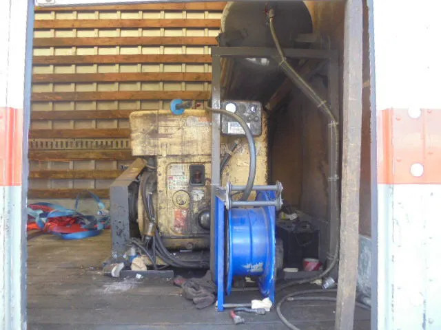 DAF LF 45 150 NL TRUCK SERVICE TRUCK SERVICE TRUCK MET COMPRESSOR - شاحنة صندوقية: صورة 2 DAF LF 45 150 NL TRUCK SERVICE TRUCK SERVICE TRUCK MET COMPRESSOR - شاحنة صندوقية: صورة 2