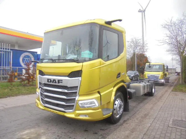 DAF XD 310 NEW UNUSED DEMO - شاحنة بهيكل معدني للمقصورة: صورة 1 DAF XD 310 NEW UNUSED DEMO - شاحنة بهيكل معدني للمقصورة: صورة 1