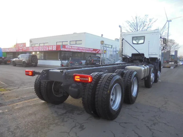 DAF XDC 450 8X4 DEMO UNUSED RHD - شاحنة بهيكل معدني للمقصورة: صورة 4 DAF XDC 450 8X4 DEMO UNUSED RHD - شاحنة بهيكل معدني للمقصورة: صورة 4