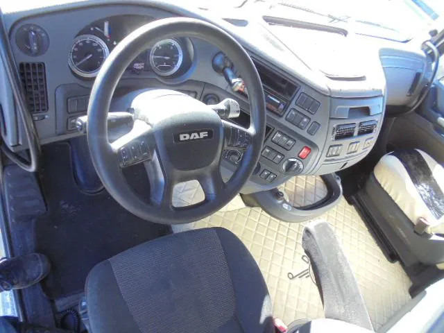 رأس تريلا DAF XF 440 125XDAF 106 TRACTOR HEAD IN STOCK: صورة 8 رأس تريلا DAF XF 440 125XDAF 106 TRACTOR HEAD IN STOCK: صورة 8