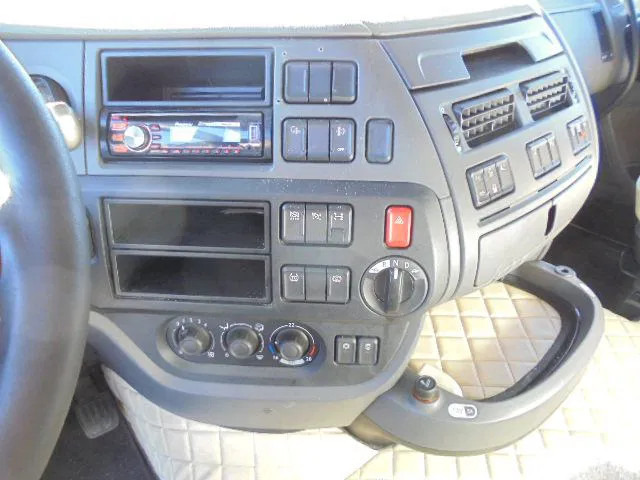 رأس تريلا DAF XF 440 125XDAF 106 TRACTOR HEAD IN STOCK: صورة 9 رأس تريلا DAF XF 440 125XDAF 106 TRACTOR HEAD IN STOCK: صورة 9