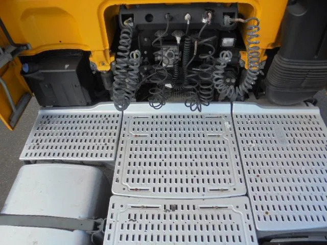 رأس تريلا DAF XF 440 125XDAF 106 TRACTORHEAD IN STOCK: صورة 9 رأس تريلا DAF XF 440 125XDAF 106 TRACTORHEAD IN STOCK: صورة 9