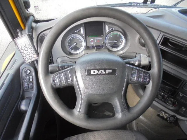 رأس تريلا DAF XF 440 125XDAF 106 TRACTORHEAD IN STOCK: صورة 16 رأس تريلا DAF XF 440 125XDAF 106 TRACTORHEAD IN STOCK: صورة 16