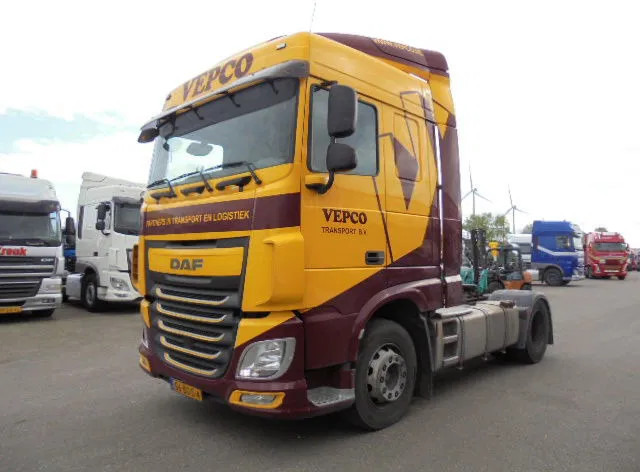 DAF XF 440 NL KENTEKEN - رأس تريلا: صورة 1 DAF XF 440 NL KENTEKEN - رأس تريلا: صورة 1