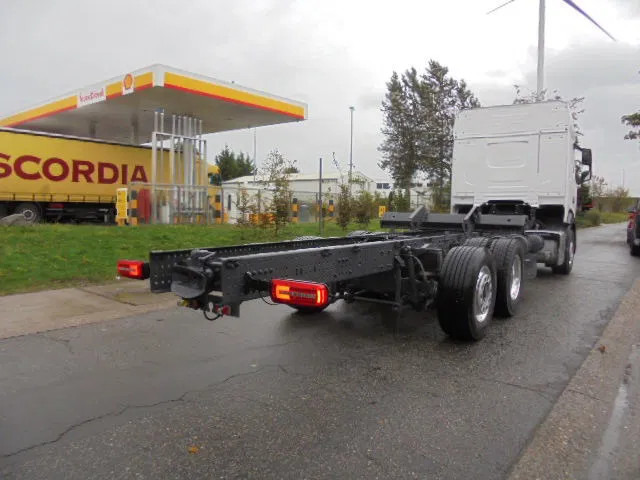 DAF XF 480 6X2 MET FABRIEKS GARANTIE - شاحنة بهيكل معدني للمقصورة: صورة 5 DAF XF 480 6X2 MET FABRIEKS GARANTIE - شاحنة بهيكل معدني للمقصورة: صورة 5