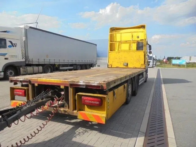 DAF XF 510 FAR 6X2 - شاحنات مسطحة: صورة 3 DAF XF 510 FAR 6X2 - شاحنات مسطحة: صورة 3