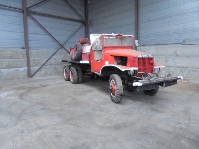 GMC CCKW 353 6X6 - شاحنة صهريج: صورة 1 GMC CCKW 353 6X6 - شاحنة صهريج: صورة 1