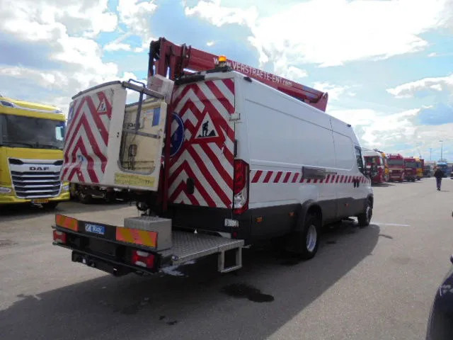 Iveco Daily 70 70C17 - شاحنة, شاحنة كرين: صورة 5 Iveco Daily 70 70C17 - شاحنة, شاحنة كرين: صورة 5