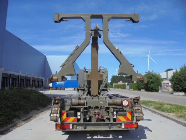 Iveco Eurotrakker 410 E37H - شاحنة برافعة خطافية: صورة 5 Iveco Eurotrakker 410 E37H - شاحنة برافعة خطافية: صورة 5