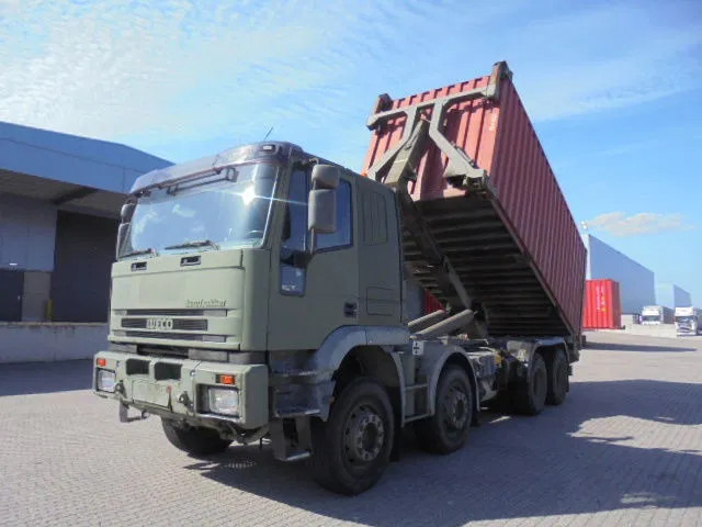 Iveco Eurotrakker 410 E37H - شاحنة برافعة خطافية: صورة 2 Iveco Eurotrakker 410 E37H - شاحنة برافعة خطافية: صورة 2