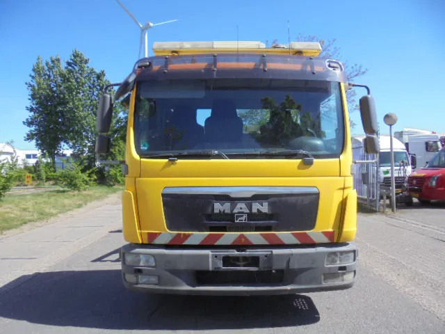 MAN TGL 8-220 - شاحنة نقل سيارات شاحنة: صورة 2 MAN TGL 8-220 - شاحنة نقل سيارات شاحنة: صورة 2
