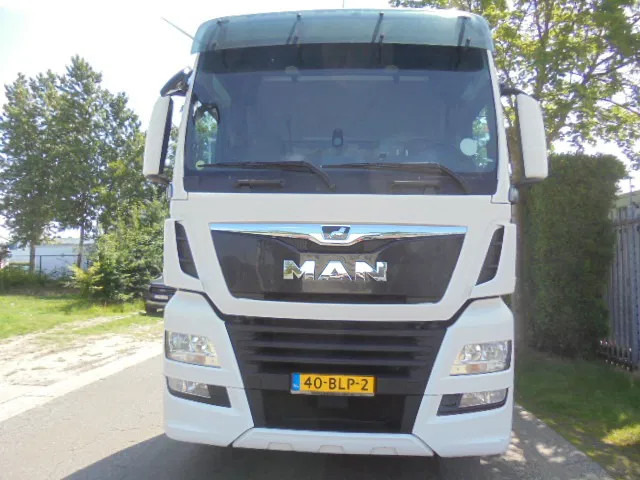 MAN TGX 26.500 XXL NL TRUCK SMART TACHO 16X IN STOCK - رأس تريلا: صورة 2 MAN TGX 26.500 XXL NL TRUCK SMART TACHO 16X IN STOCK - رأس تريلا: صورة 2