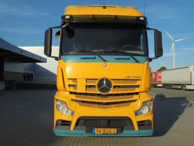 Mercedes-Benz Actros 1840 - مقطورة السحب: صورة 2 Mercedes-Benz Actros 1840 - مقطورة السحب: صورة 2