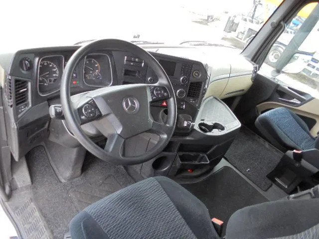 Mercedes-Benz Actros 1842 15x IN STOCK - مقطورة السحب: صورة 3 Mercedes-Benz Actros 1842 15x IN STOCK - مقطورة السحب: صورة 3