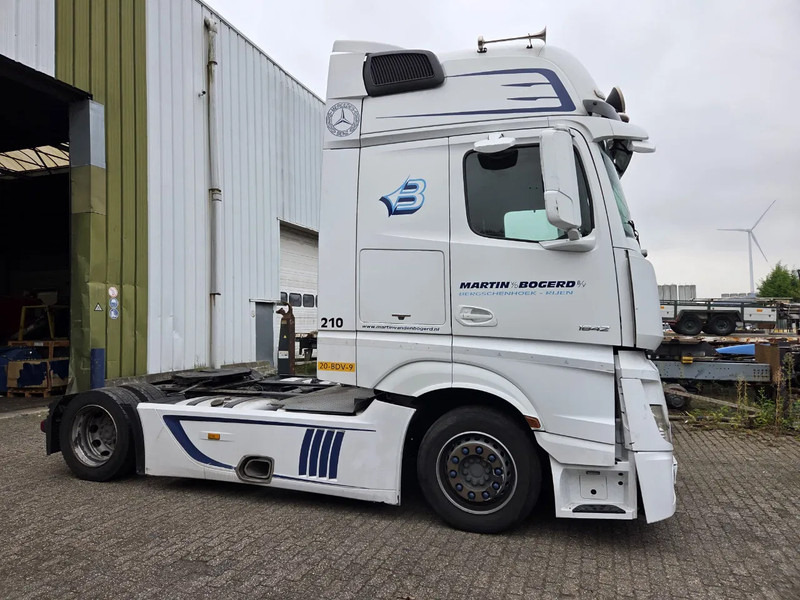 Mercedes-Benz Actros 1842 LS CABINE SCHADE NL TRUCK - رأس تريلا: صورة 3 Mercedes-Benz Actros 1842 LS CABINE SCHADE NL TRUCK - رأس تريلا: صورة 3