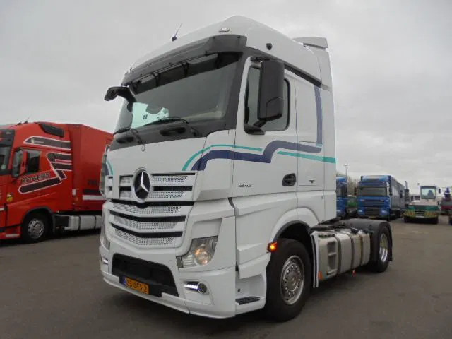 Mercedes-Benz Actros 1842 LS EUR6 - مقطورة السحب: صورة 1 Mercedes-Benz Actros 1842 LS EUR6 - مقطورة السحب: صورة 1