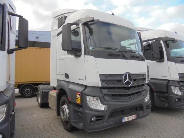 Mercedes-Benz Actros 1943 BELGIUM REGISTRATION - رأس تريلا: صورة 3 Mercedes-Benz Actros 1943 BELGIUM REGISTRATION - رأس تريلا: صورة 3